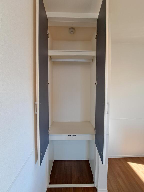 その他　●上部を収納、下部をペットの寛ぎスペースとしてどうぞ！！