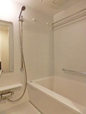 バス・シャワールーム　浴室