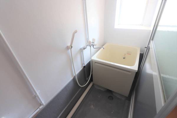 バス・シャワールーム　ビレッジハウスの同一物件・同一タイプの間取りの写真です