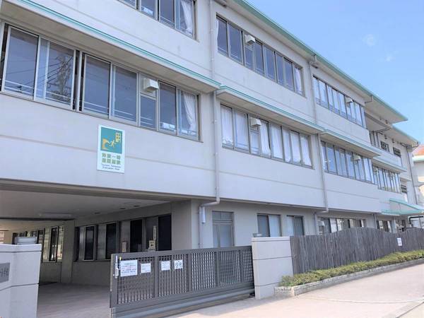 小学校　神倉小学校（小学校）まで2000m