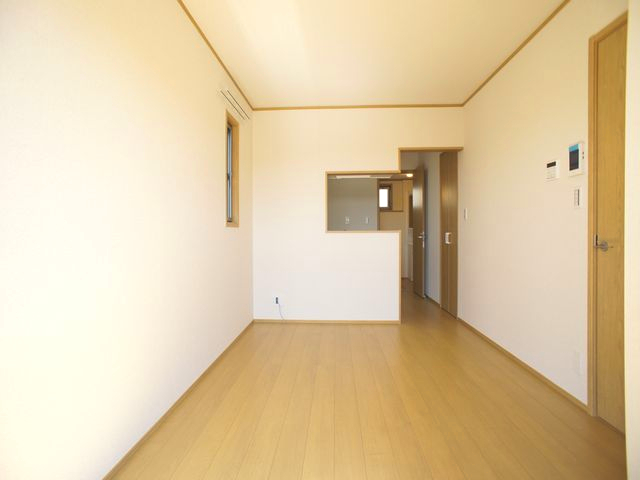 居室・リビング　快適に過ごせるエアコンが付いています♪