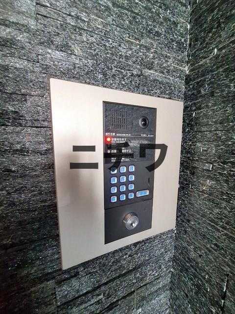 セキュリティ　★オートロック完備★