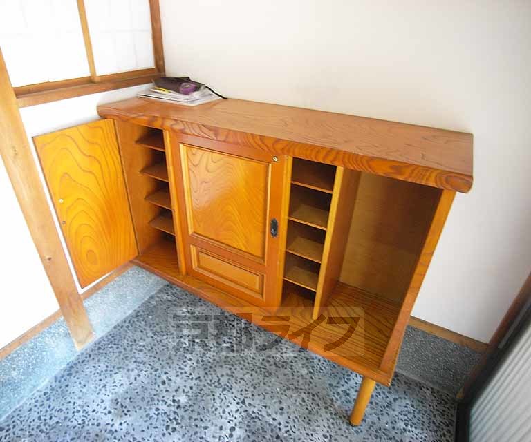 収納　玄関収納も広いですね。