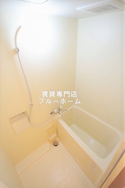 バス・シャワールーム　鏡のあるお風呂！