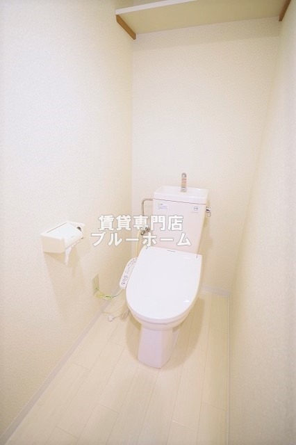 トイレ　ウォシュレット付き！