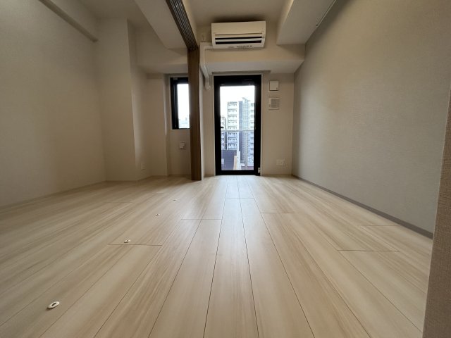 居室・リビング　※別部屋参考写真