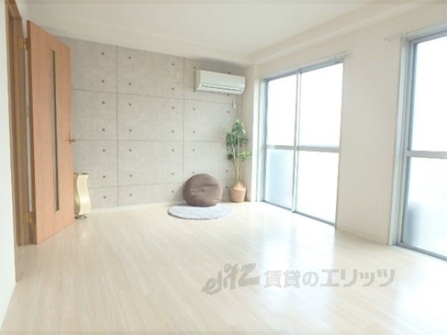 居室・リビング　洋室