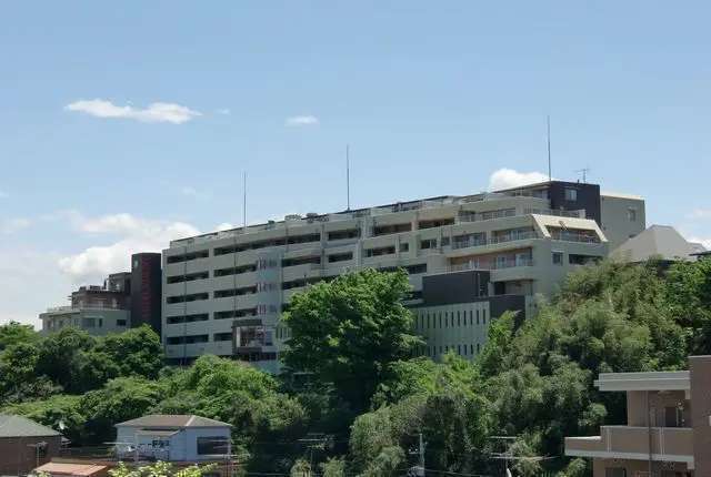 建物外観　オートロック付き