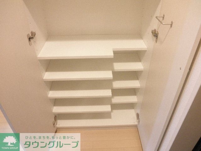 玄関　別部屋写真参照