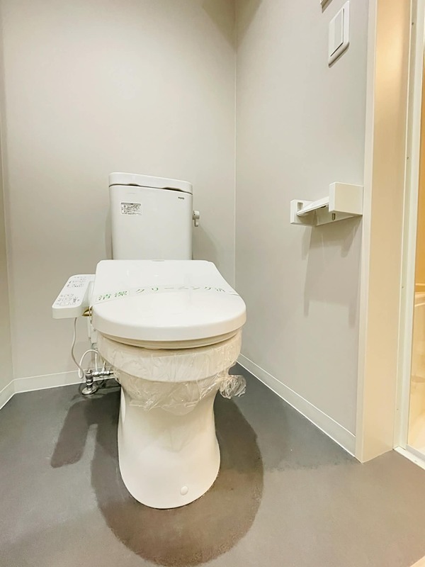 トイレ　同建物の別部屋の写真です。