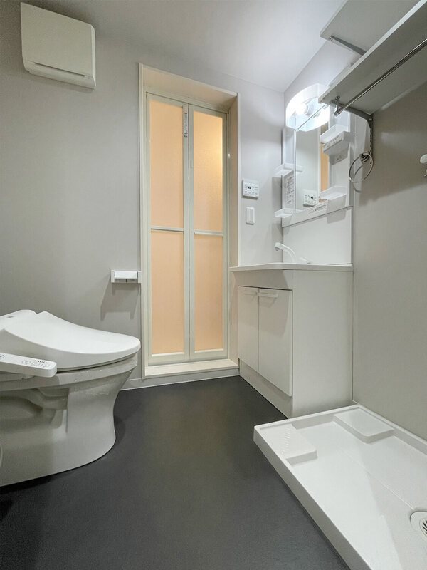 その他設備　同建物の別部屋の写真です。