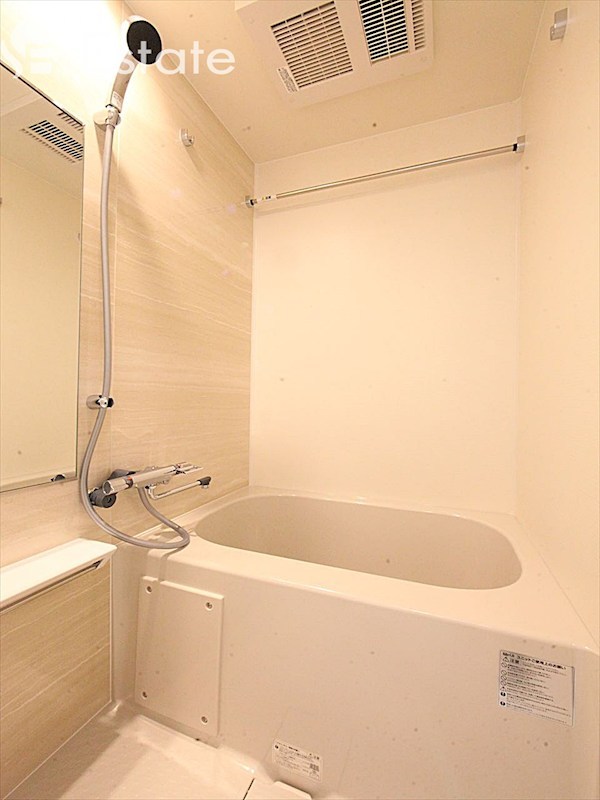 バス・シャワールーム　バスルーム