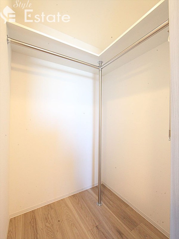 収納　ウォークインクローゼット