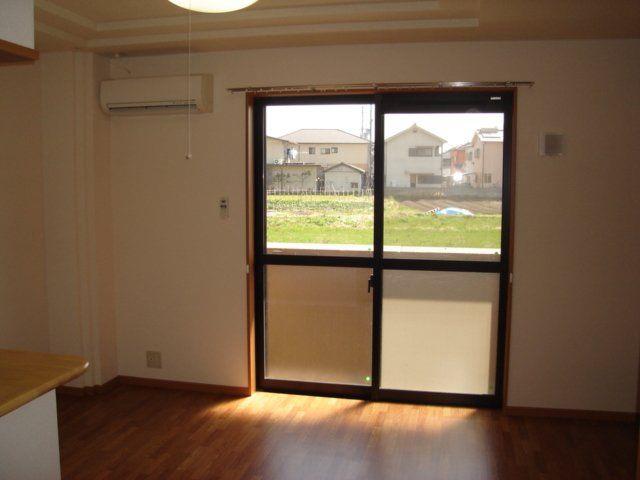 バルコニー　リビング