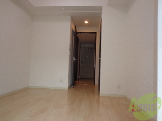 その他部屋・スペース　ナチュラルカラーの綺麗なフローリングです。