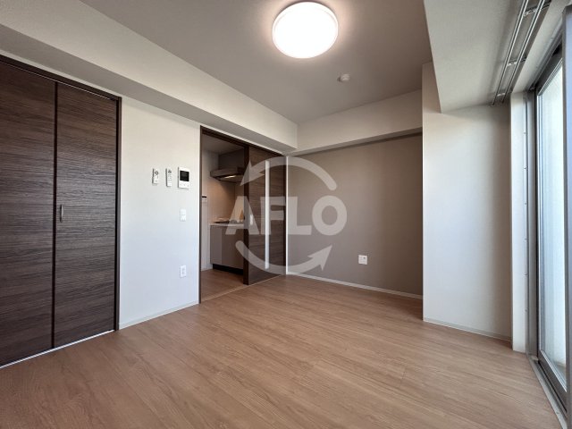 居室・リビング　レジリエント江坂穂波町　リビング