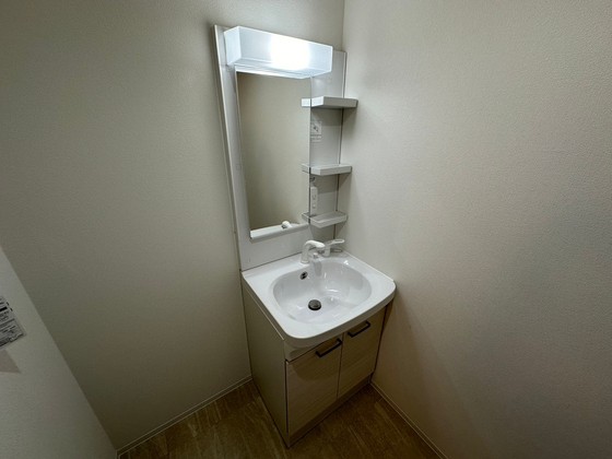 洗面設備　※別部屋の写真です