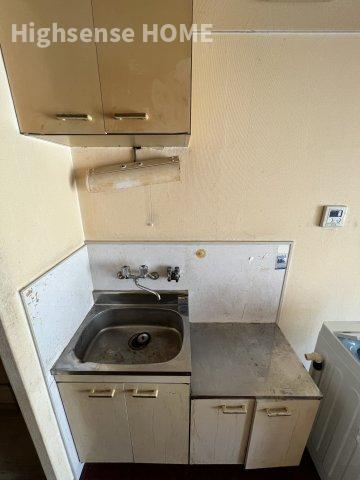 キッチン　コンパクトなキッチンで掃除もラクラク