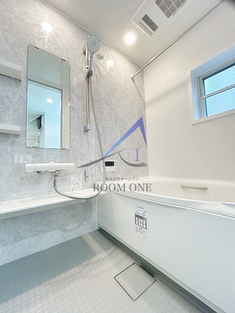 バス・シャワールーム　お風呂です。