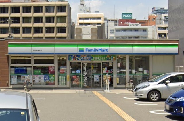 コンビニ　ファミリーマート　西中島南方（コンビニ）まで443m