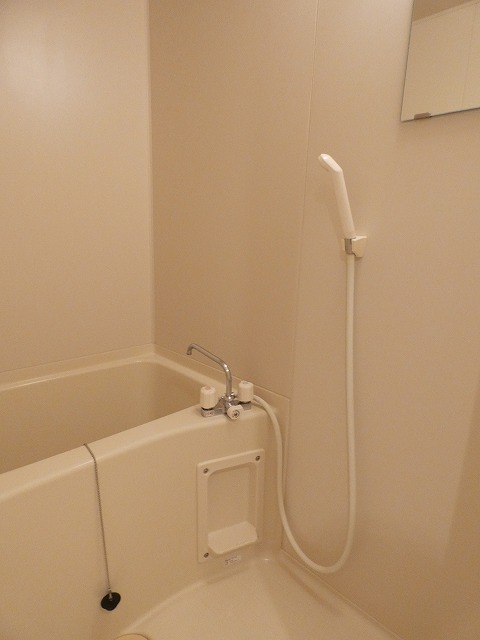 バス・シャワールーム　バス※別部屋参考写真