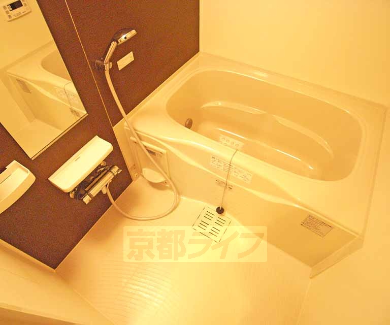 バス・シャワールーム　ゆったり出来ます。