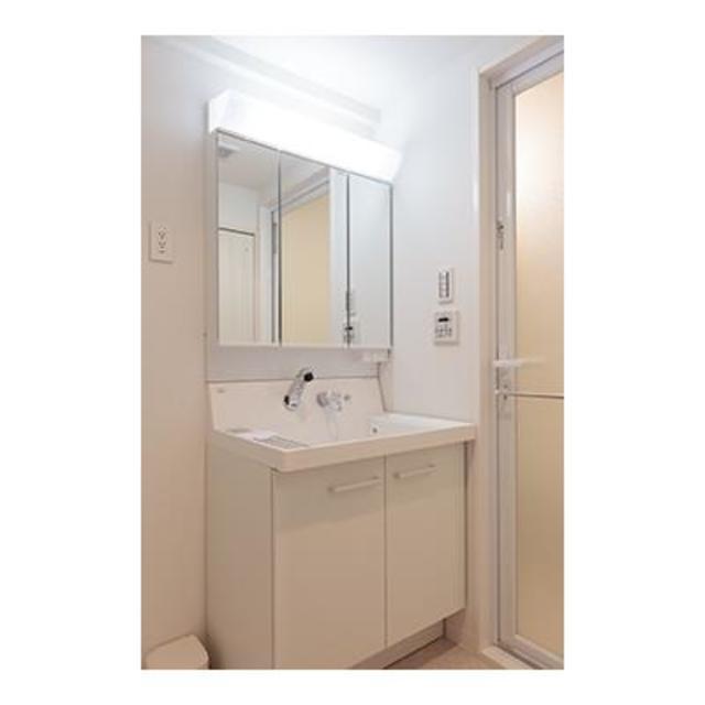 洗面設備　独立洗面台