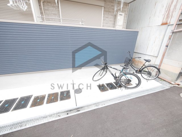 その他共有部分　駐輪場です♪