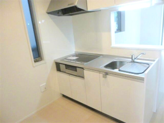 キッチン　コンパクトなキッチンで掃除もラクラク