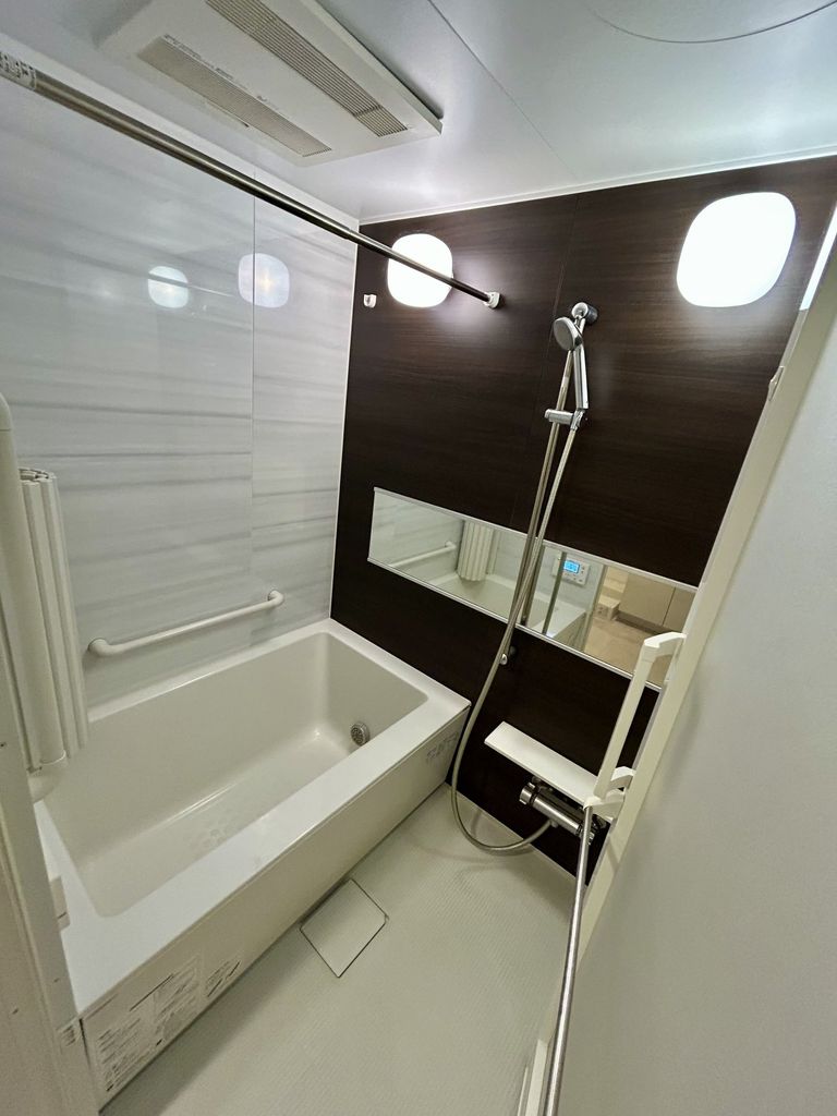 バス・シャワールーム