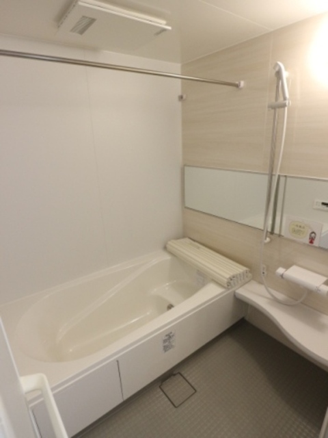 バス・シャワールーム　バスルーム