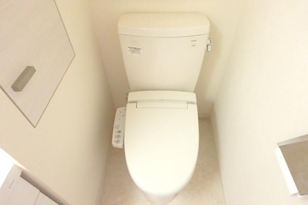 トイレ　トイレ