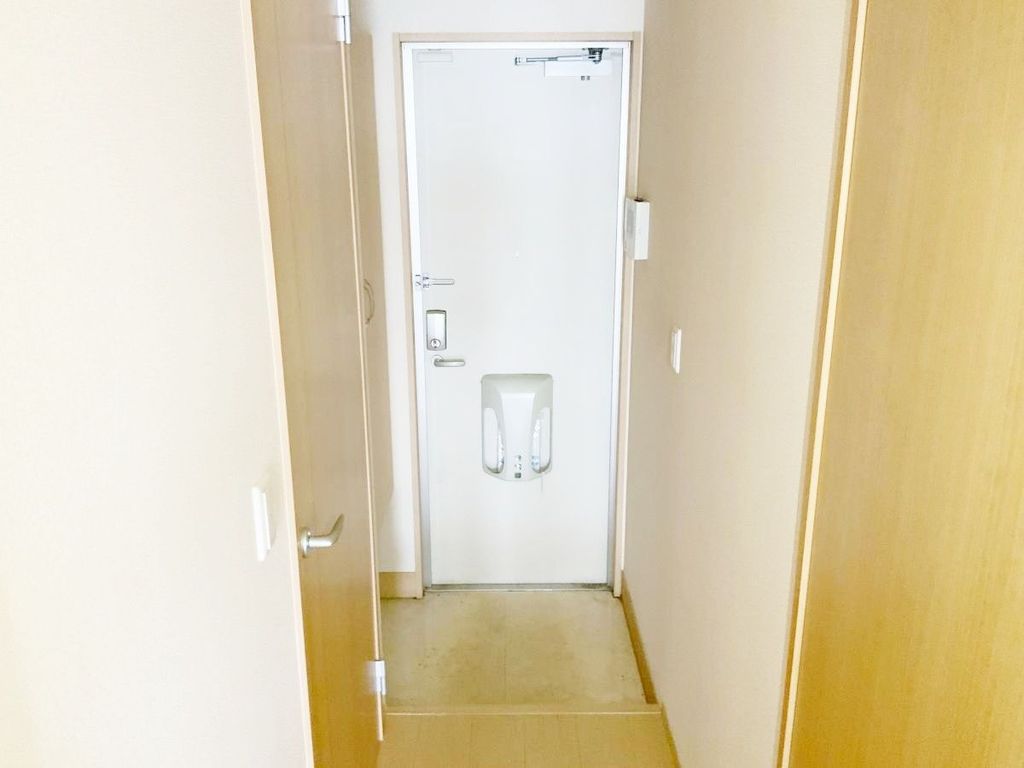 玄関　玄関