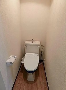 トイレ　ウォシュレット
