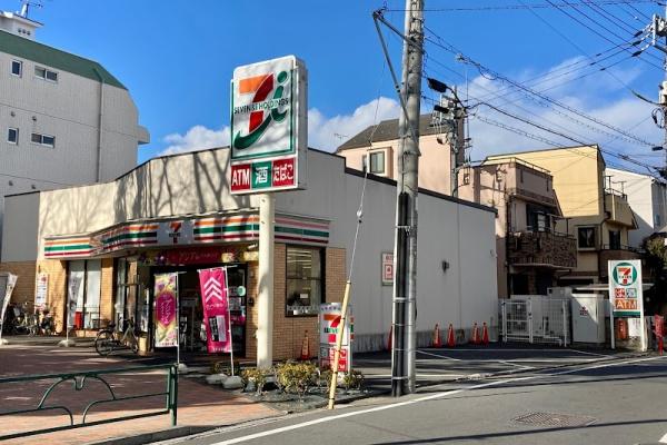 コンビニ　セブンイレブン大田区石川町2丁目店（コンビニ）まで334m