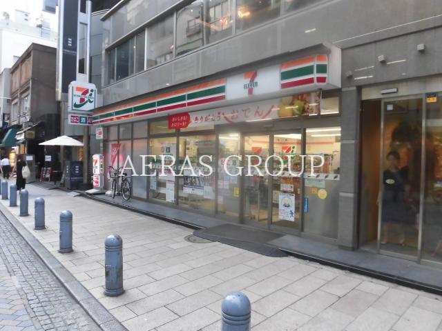 コンビニ　セブンイレブン神田すずらん通り店（コンビニ）まで1m