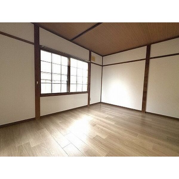 その他部屋・スペース　明るい洋室