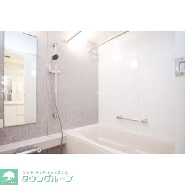 バス・シャワールーム　※写真は同タイプ住戸です。