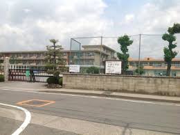 小学校　高崎市立六郷小学校（小学校）まで4949m