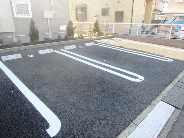 駐車場　外観・共用
