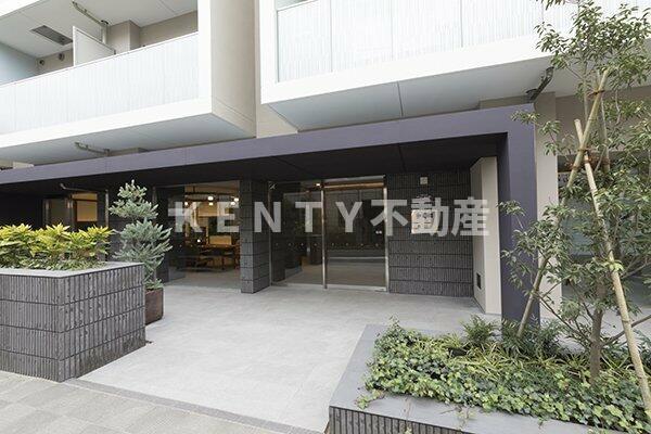 エントランス　清潔なエントランスです