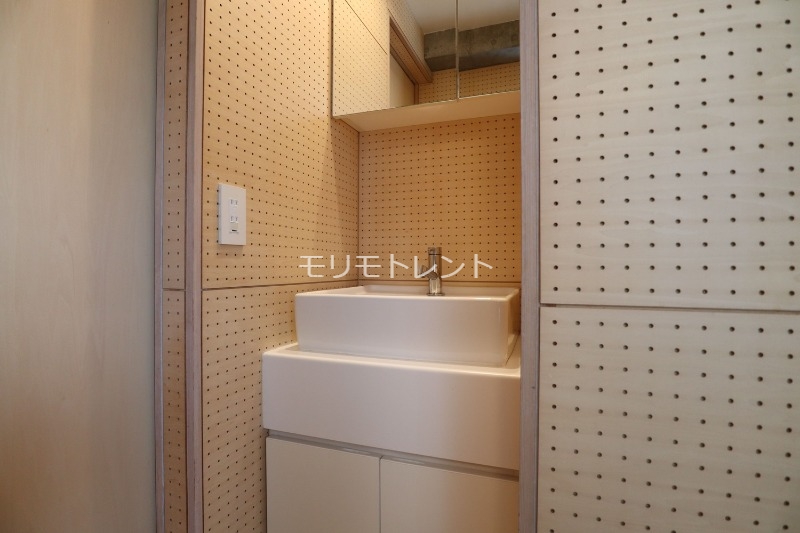 洗面設備　室内参考写真（９Ｆ－Ｂタイプ）