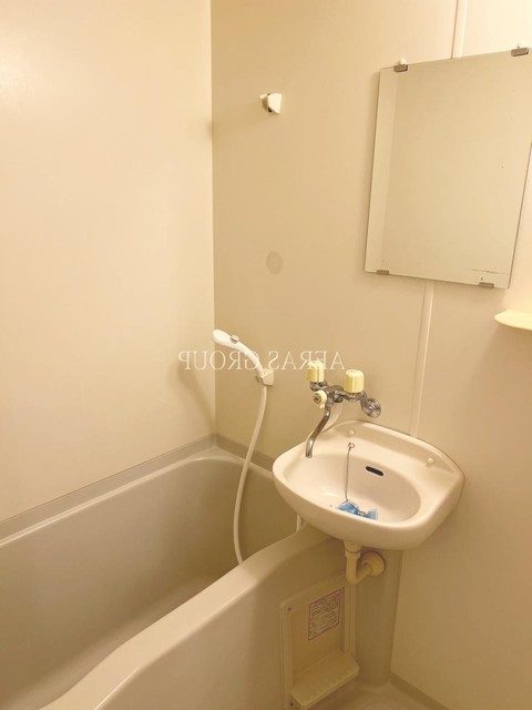 バス・シャワールーム　同仕様参考写真