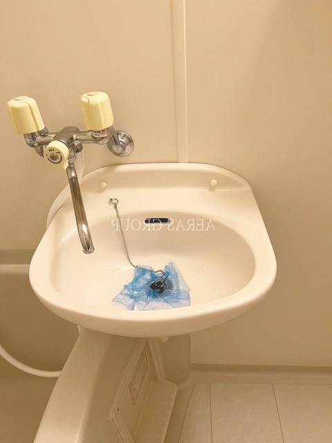 洗面設備　同仕様参考写真