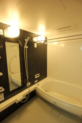 バス・シャワールーム　別部屋参考写真