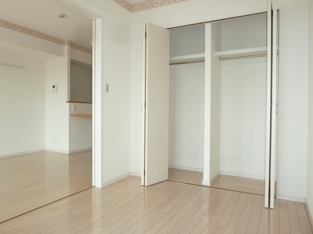 収納　大きいクローゼットでたっぷり収納出来ますよ（別のお部屋の写真