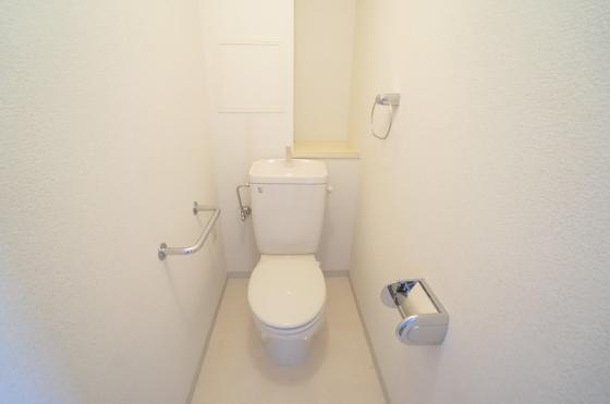 トイレ　シンプルで使いやすいトイレです