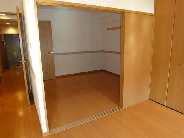 その他　洋室エアコン完備
