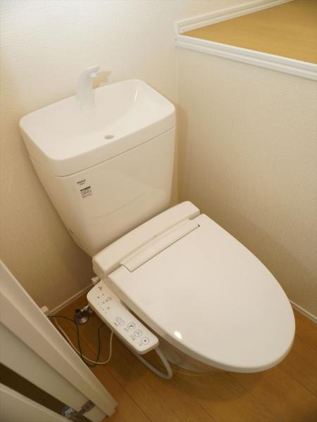 トイレ　トイレ