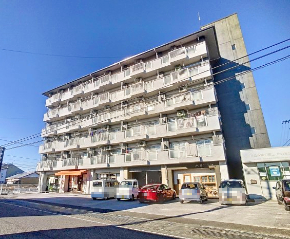 建物外観　2024年12月撮影